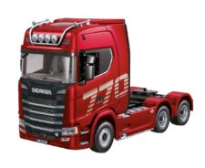 SCANIA 770 S V8 TOVORNJAK 1:18 – RDEČ/DF-3218