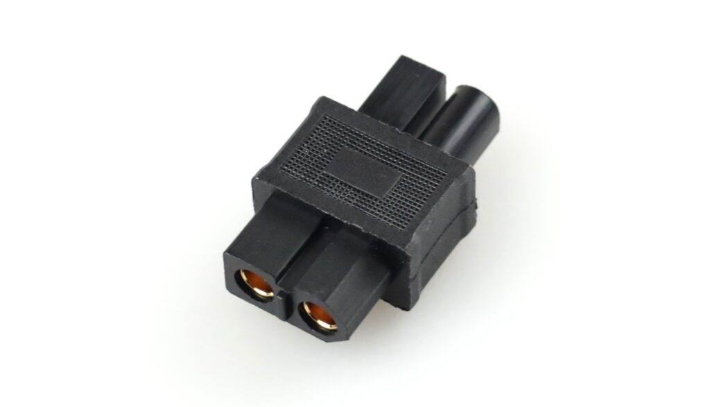 Adapter XT60 ženski na Tamiya moški – kompakten, črn/AMW-28204